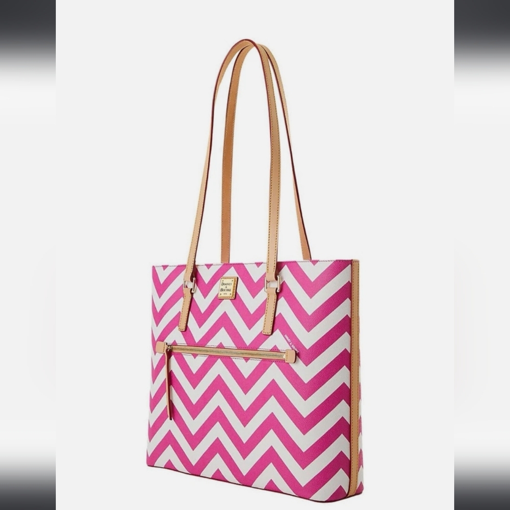 NWT Dooney & Bourke Large Shopper Tote W/ Zipper Closure: Fuchsia/White Chevron - Picture 10 of 11